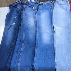 4 jean bundle. Read description